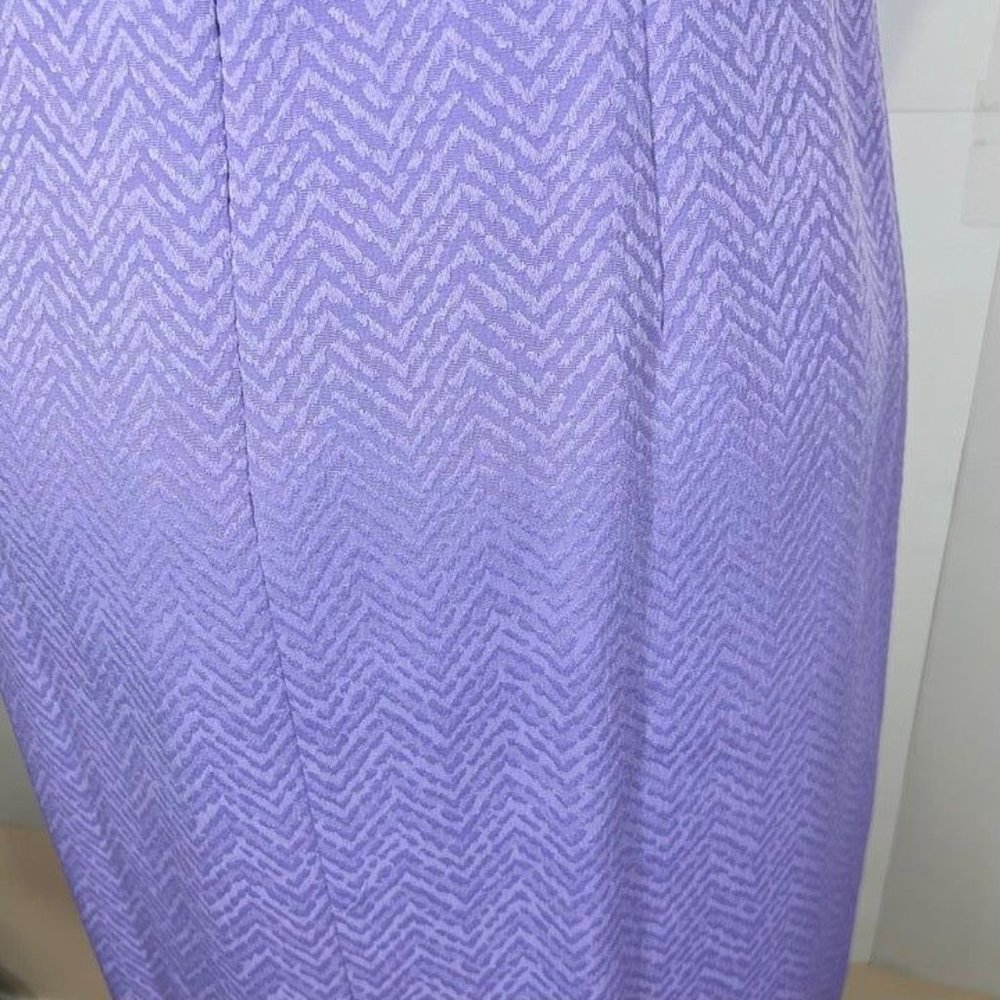 Tahari ASL NWOT Sz 14 Cut Out Front Ornament Waist Lavender Sheath Dress - Picture 7 of 7